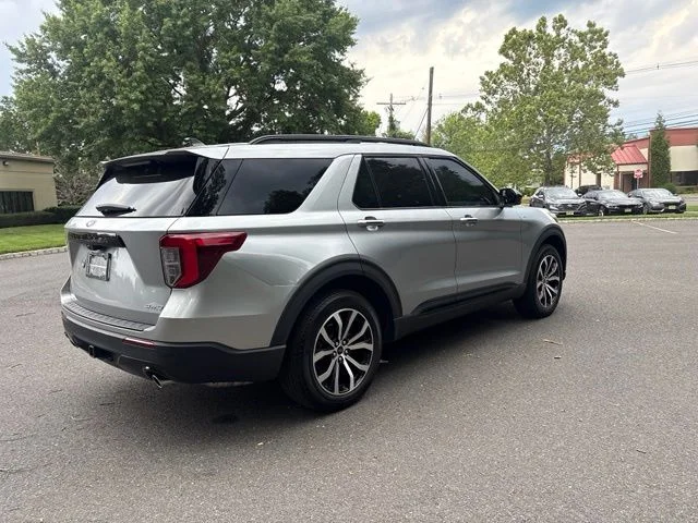 Used 2024 Silver Metallic Ford ST-Line image 6