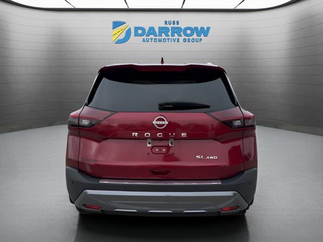 Used 2023 Red Nissan SL image 4