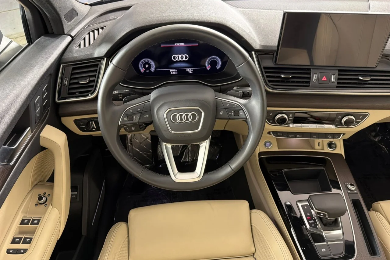 Used 2023 FLORETT SILVER MET Audi S line Premium Plus image 13