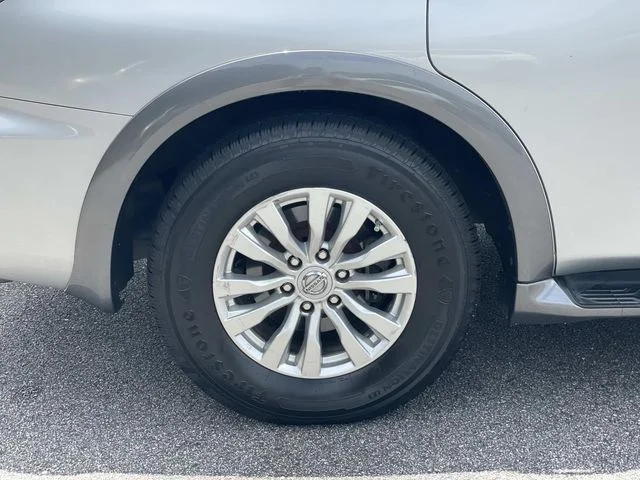 Used 2018 Silver Nissan SV image 7