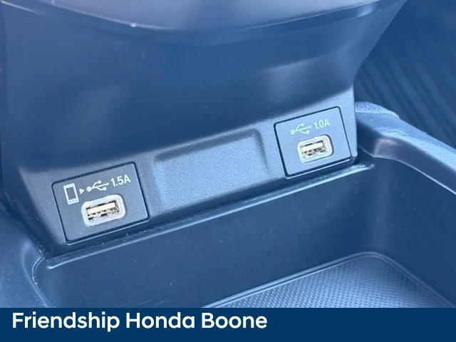 Used 2021 White Honda EX image 26