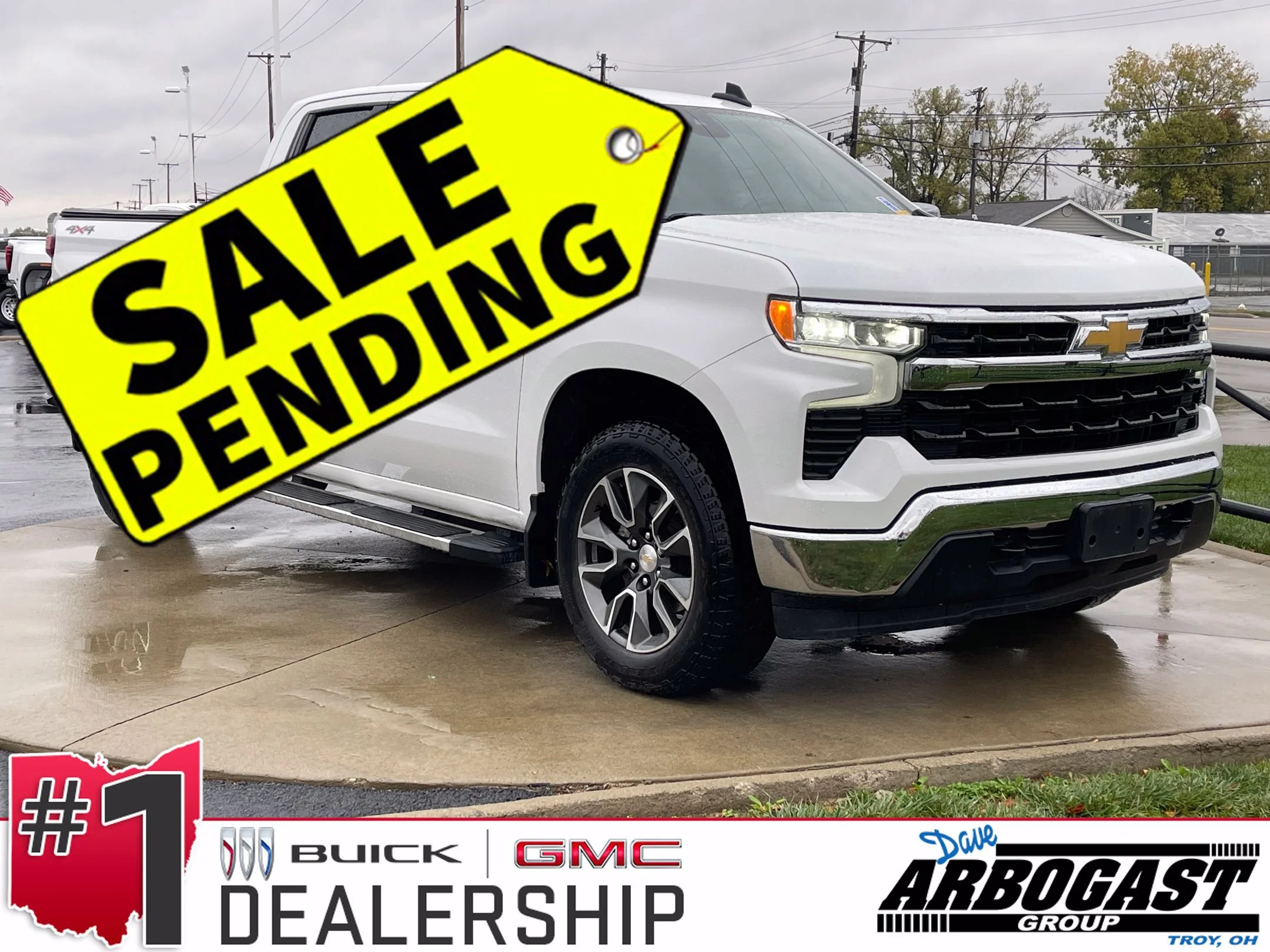 Used 2023 SUMMIT WHITE Chevrolet LT image 1