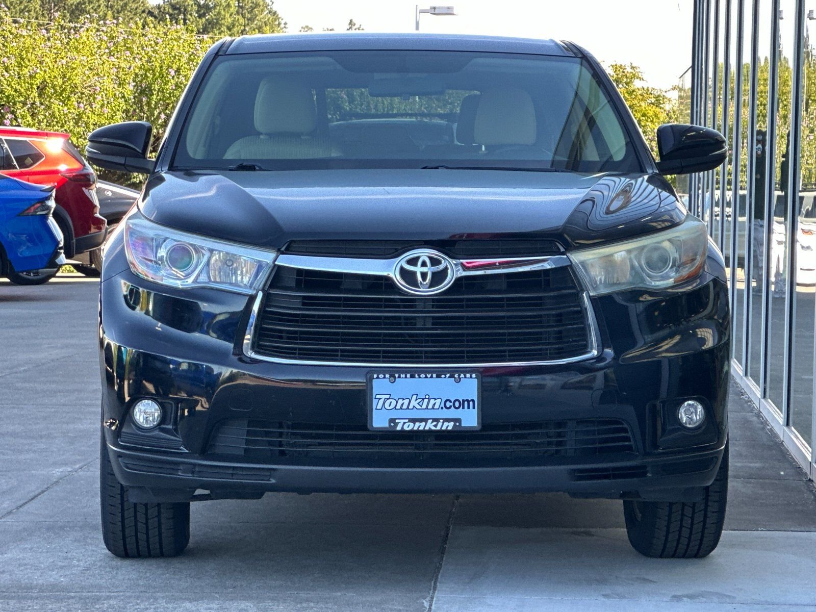 Used 2015 Attitude Black Metallic Toyota LE Plus V6 image 8
