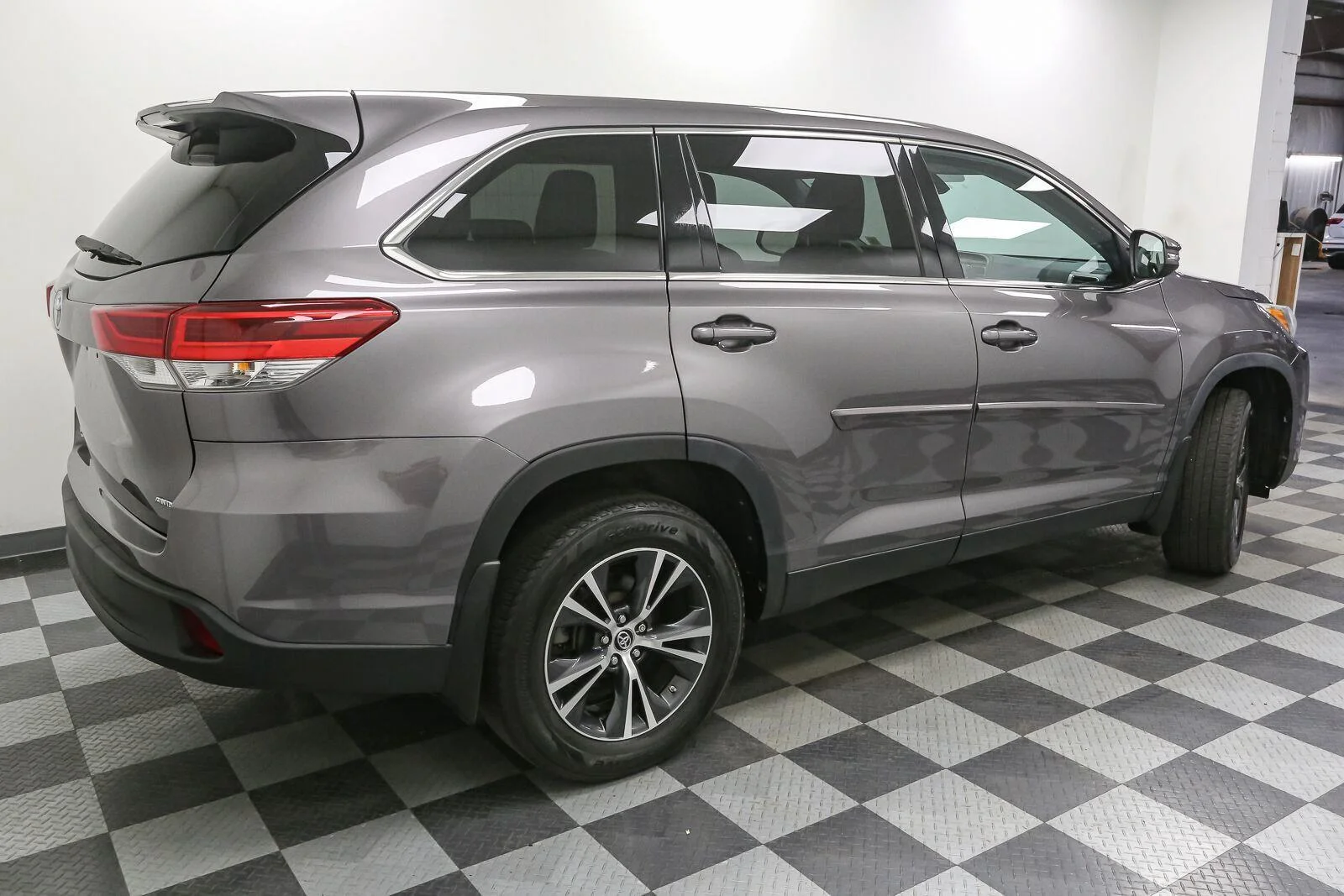 Used 2019 Predawn Gray Mica Toyota LE image 8