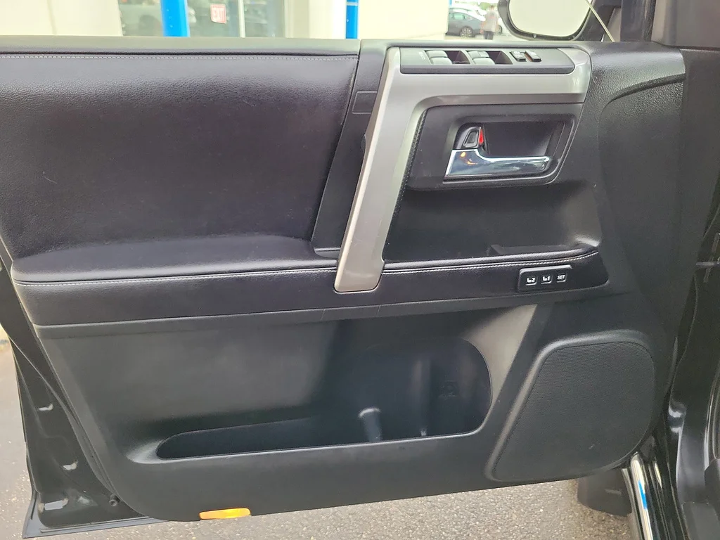 Used 2017 Midnight Black Metallic Toyota Limited image 19