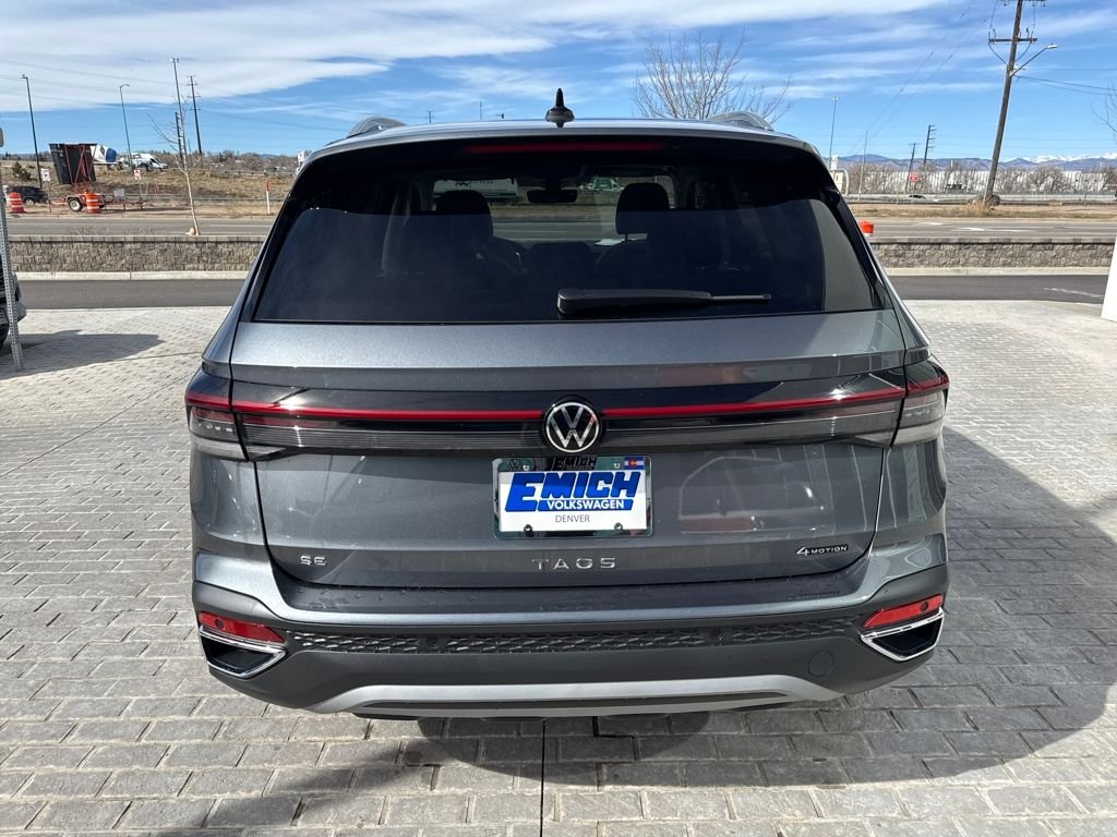 New 2026 Platinum Gray Metallic Volkswagen 1.5T SE image 4