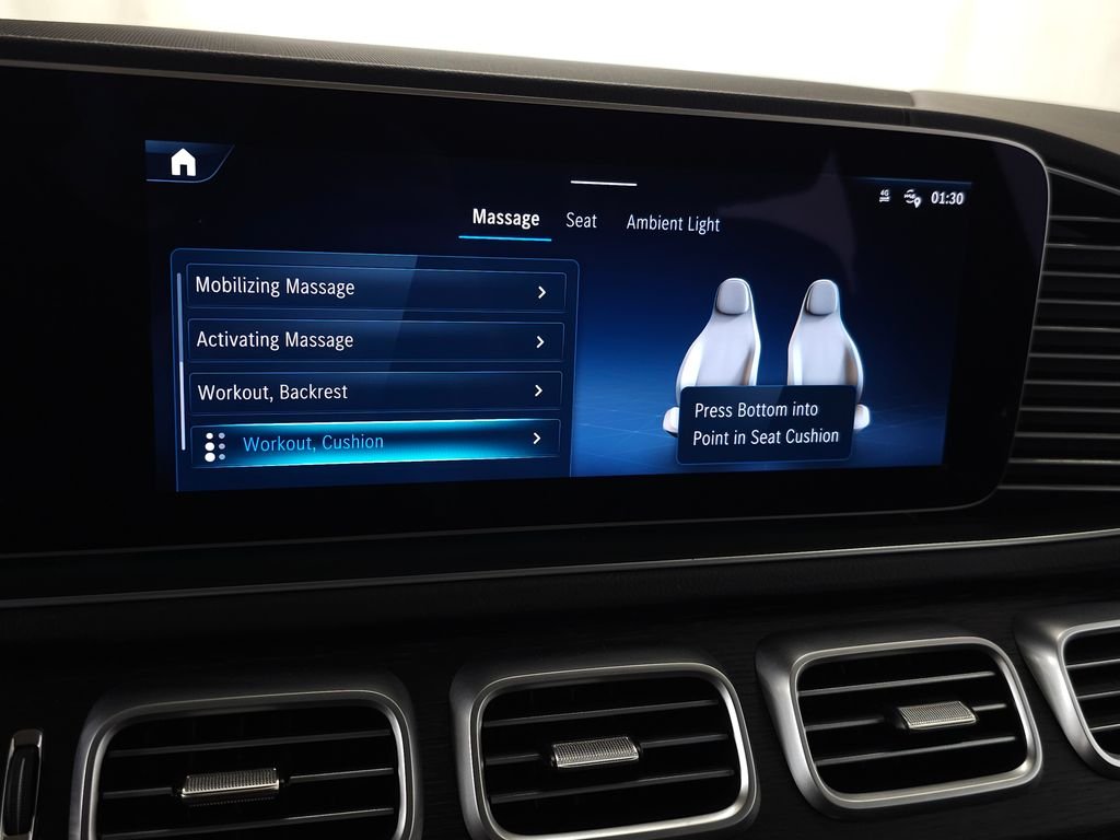 Used 2025 White Mercedes-Benz GLS 580 image 38