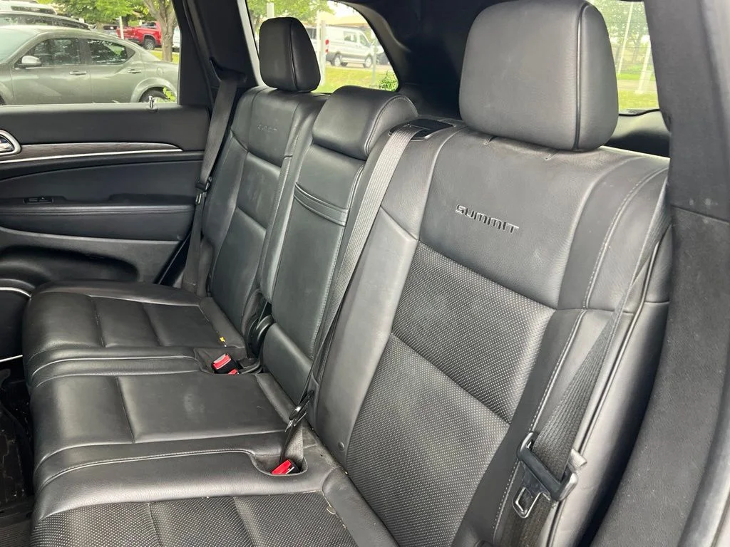 Used 2014 Black Jeep Summit image 11
