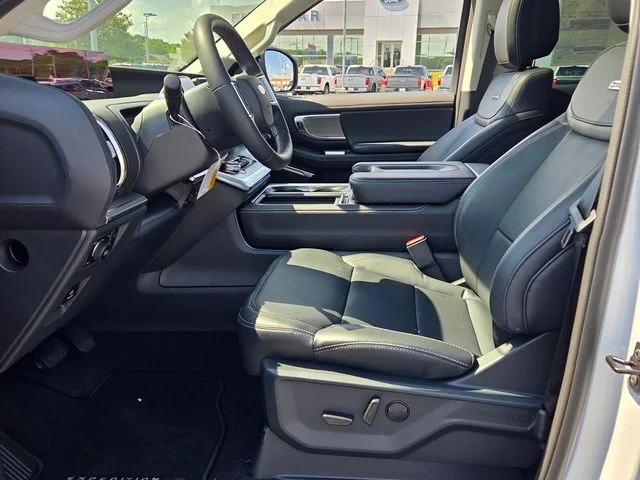 New 2026 Space Silver Metallic Ford Platinum image 11