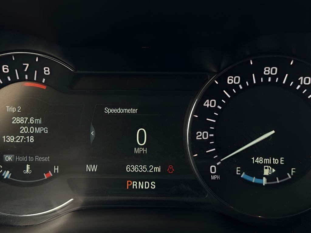 Used 2019 White Lincoln Reserve image 14