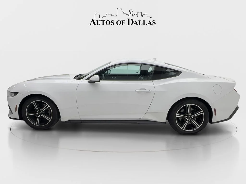 Used 2024 White Ford EcoBoost Premium image 5