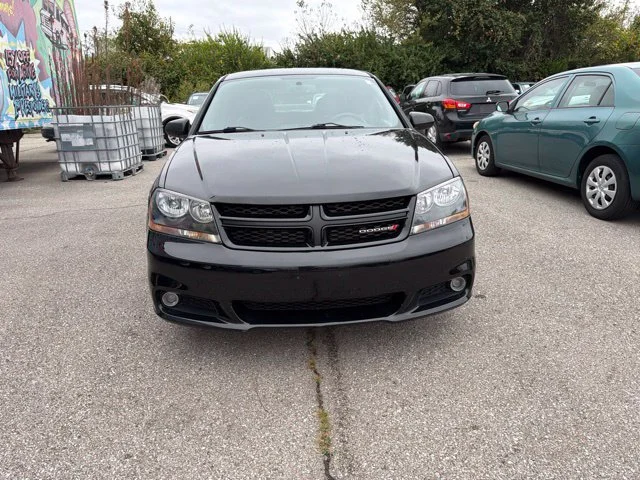 Used 2013 Black Dodge SXT image 2