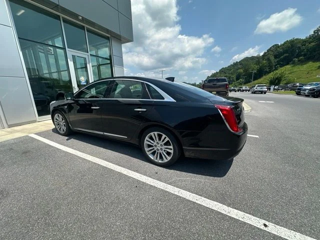 Used 2019 Black Cadillac Luxury image 7