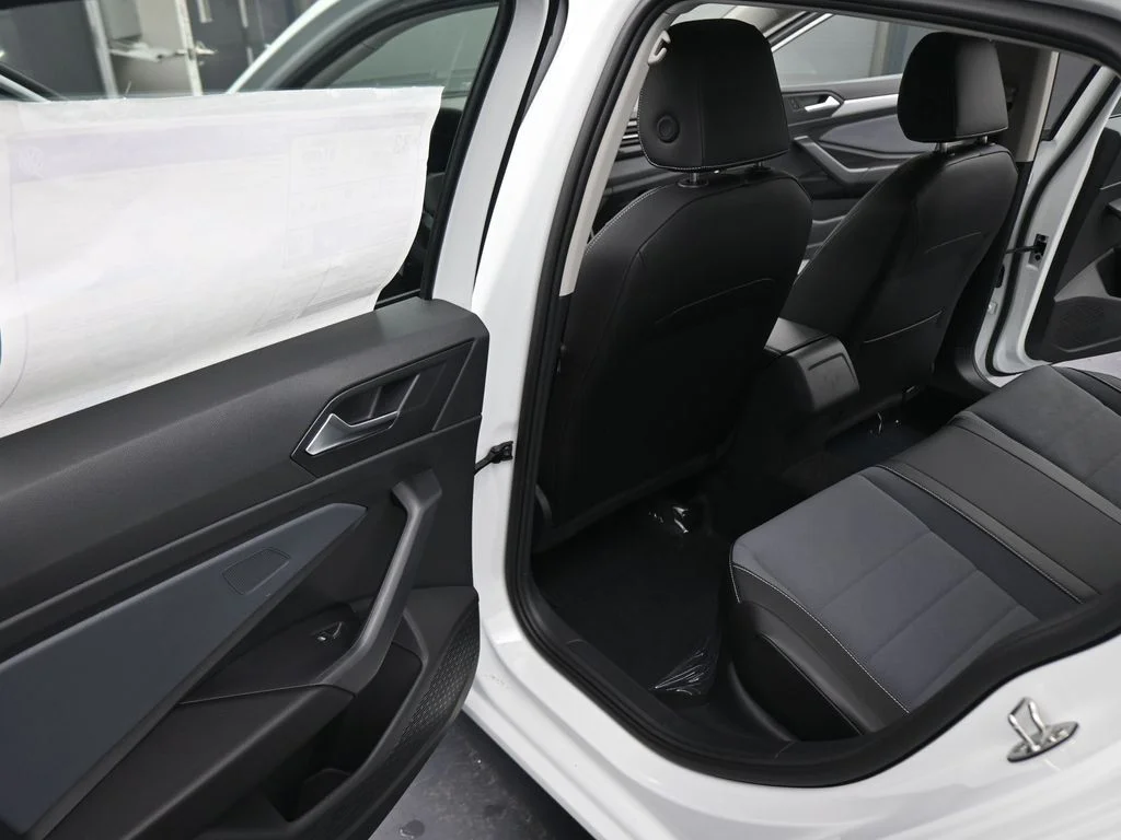 New 2026  Volkswagen 1.5T SE image 40