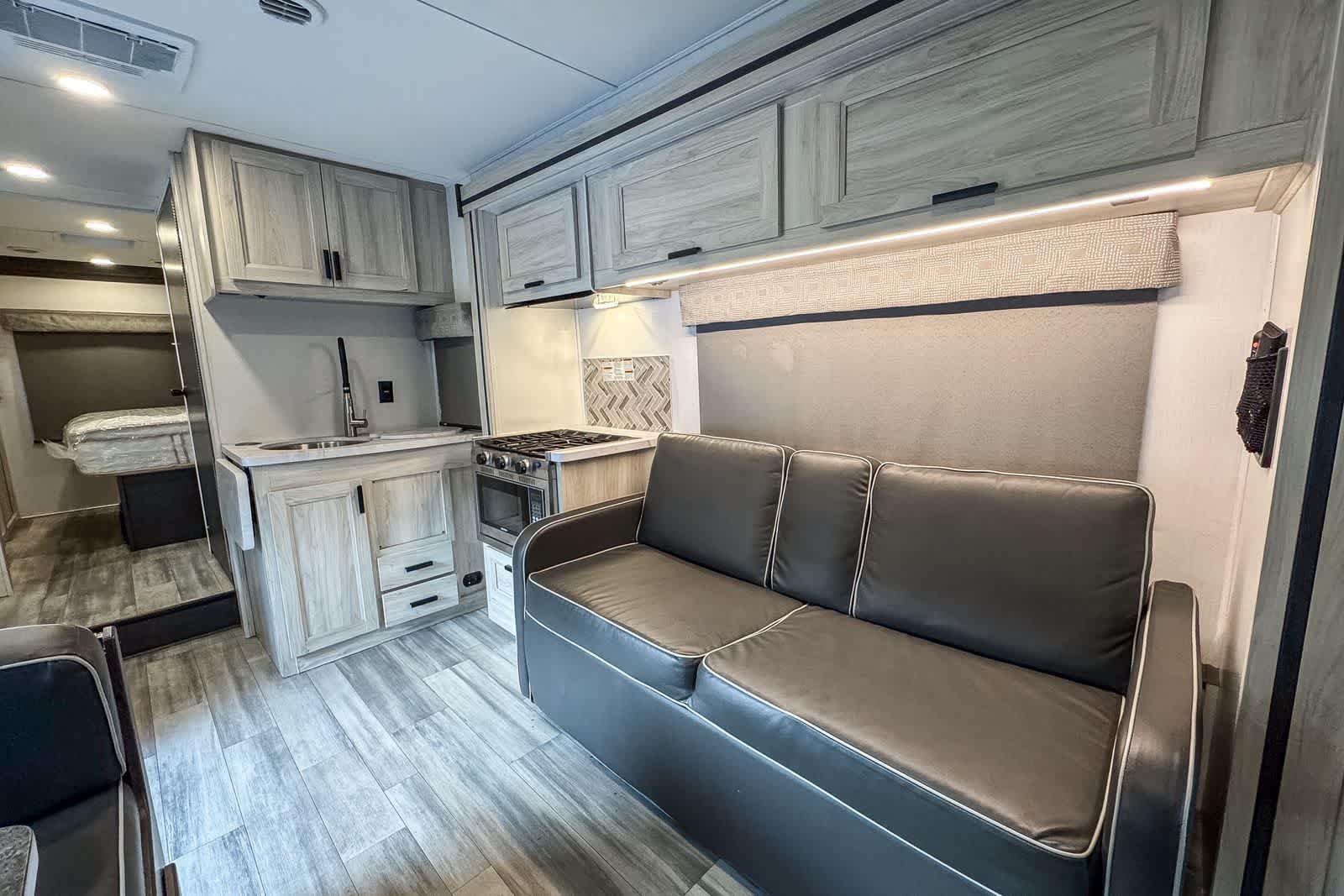 Used 2023 Oxford White Ford  image 13