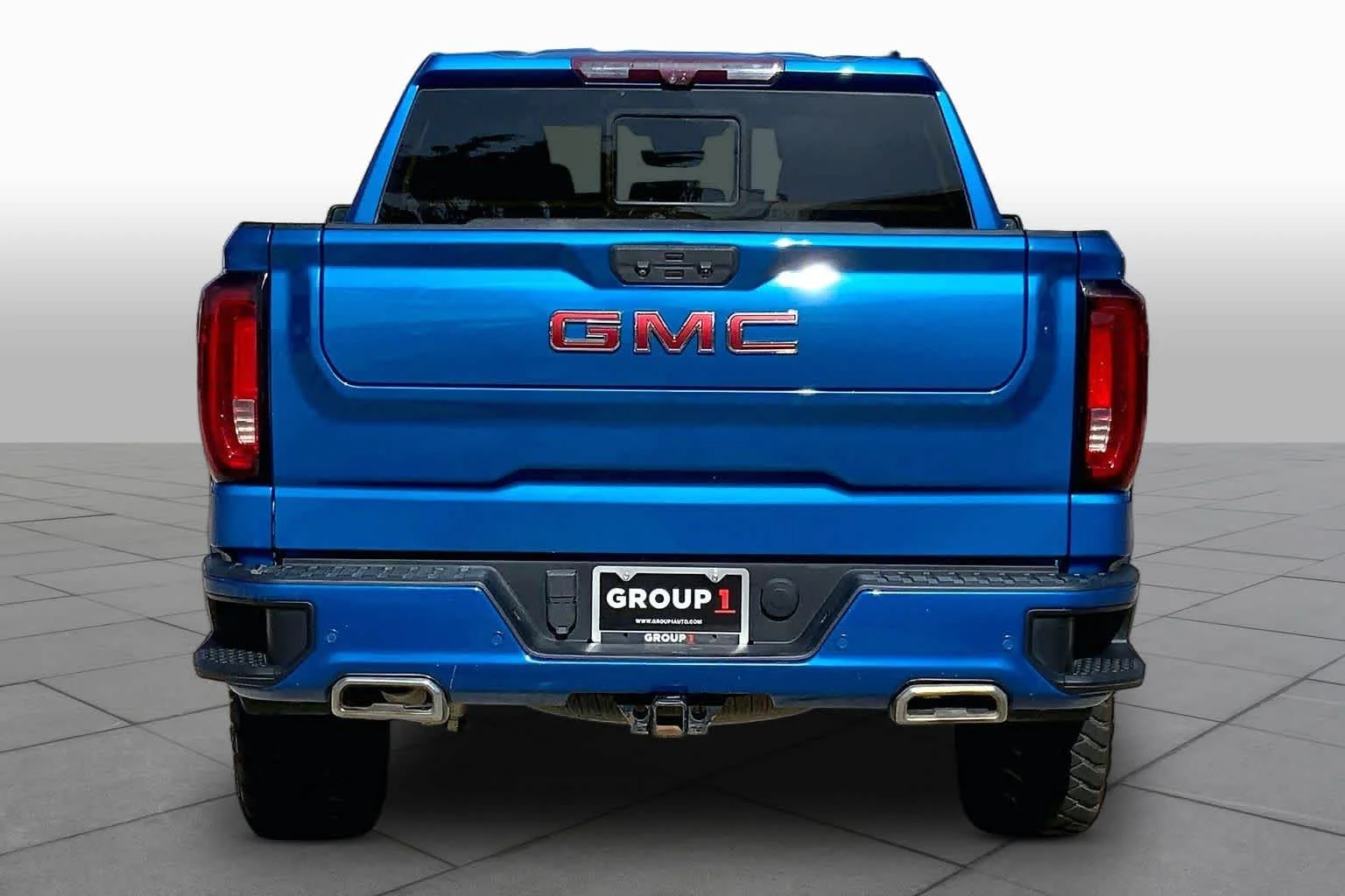 Used 2022 Dynamic Blue Metallic GMC AT4 image 5