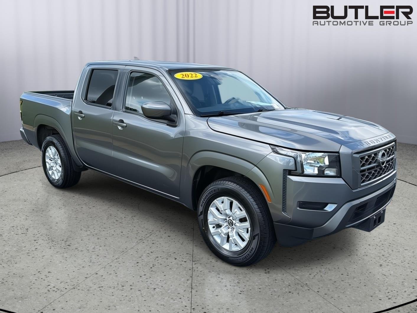 Used 2022 Gun Metallic Nissan SV image 8