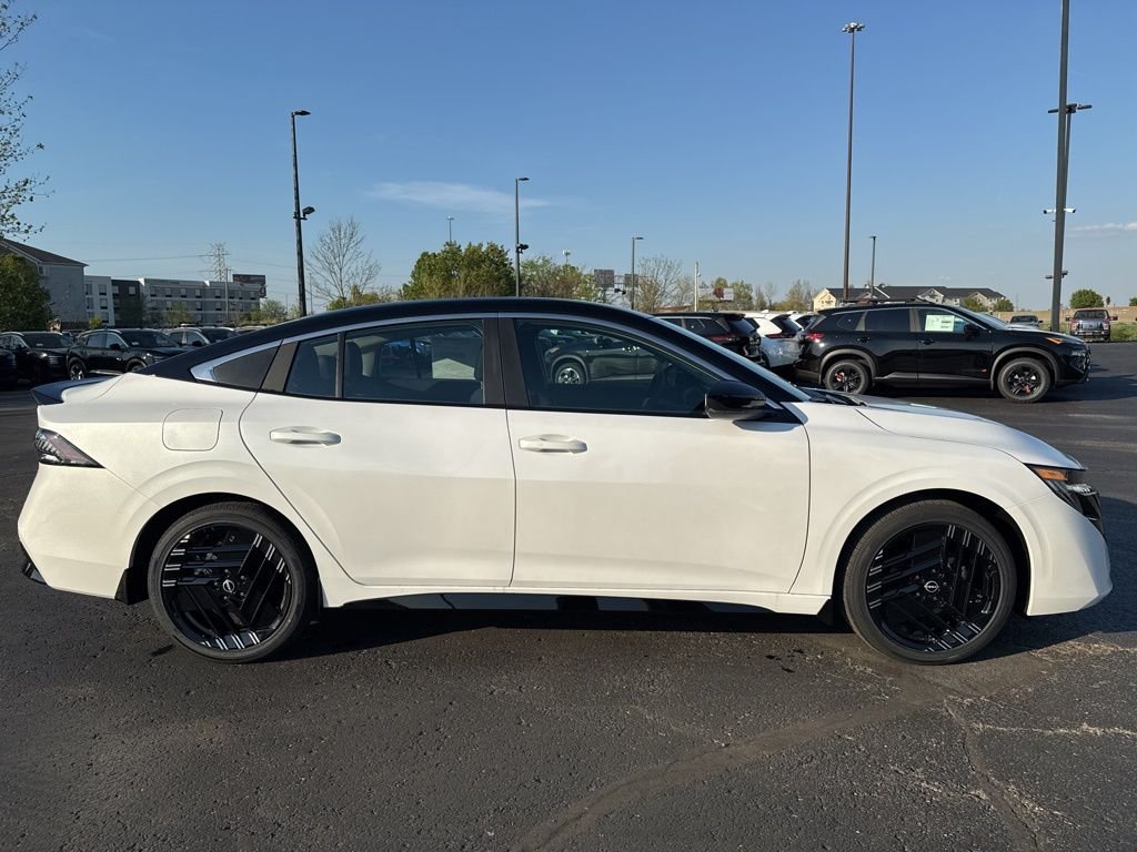 New 2026 Aspen White TriCoat / Super Black Two-tone Nissan SR image 2