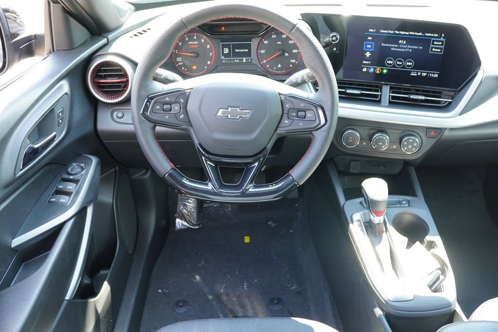2026 Chevrolet Trax RS - Photo 13