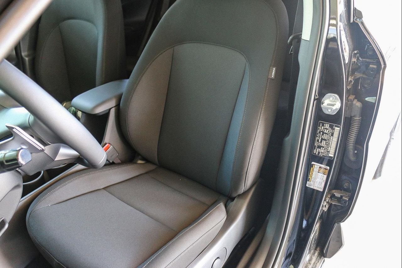 2025 Hyundai Kona EV SEL - Photo 51