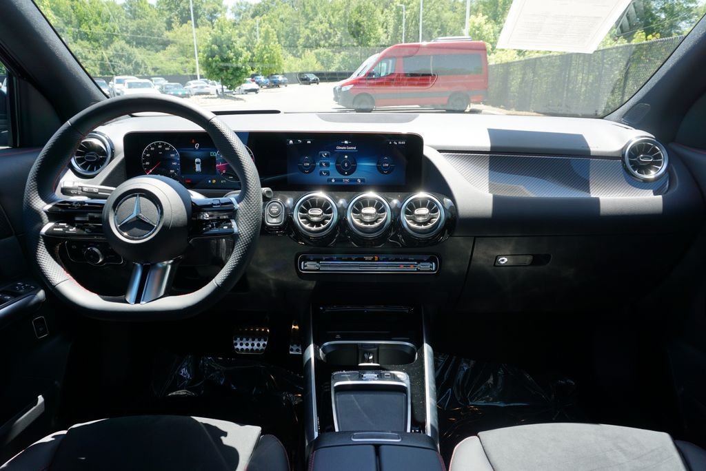 Certified Used 2026  Mercedes-Benz GLA 250 image 43