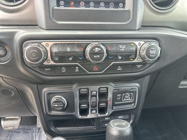 Used 2023 Green Jeep 4-Door Sport S 4x4 image 18