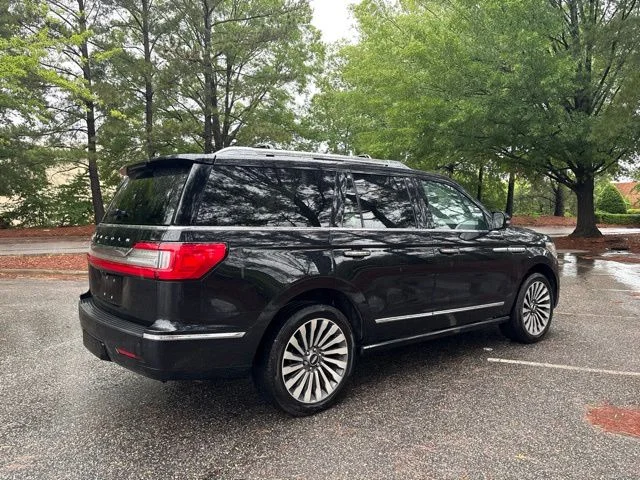Used 2019 Black Lincoln Reserve image 5