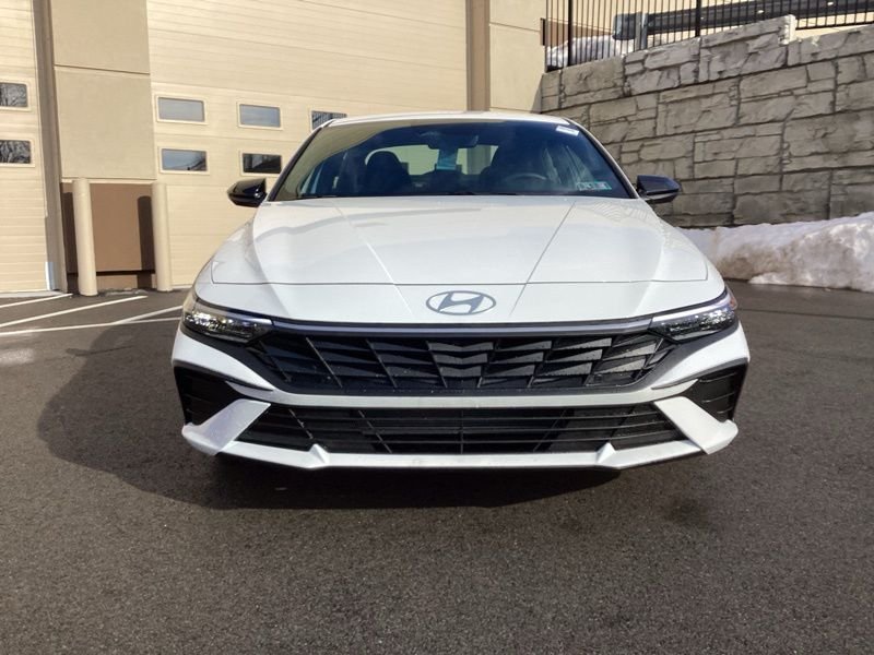 New 2026 White Hyundai SEL Sport image 2