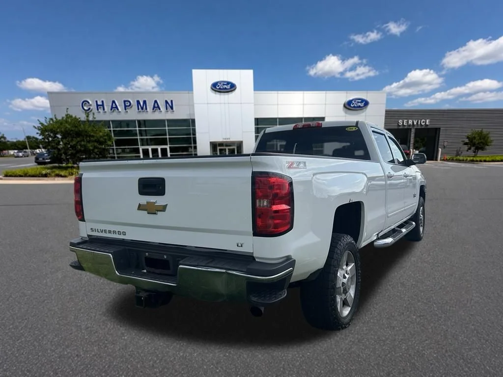Used 2016 Summit White Chevrolet LT image 6