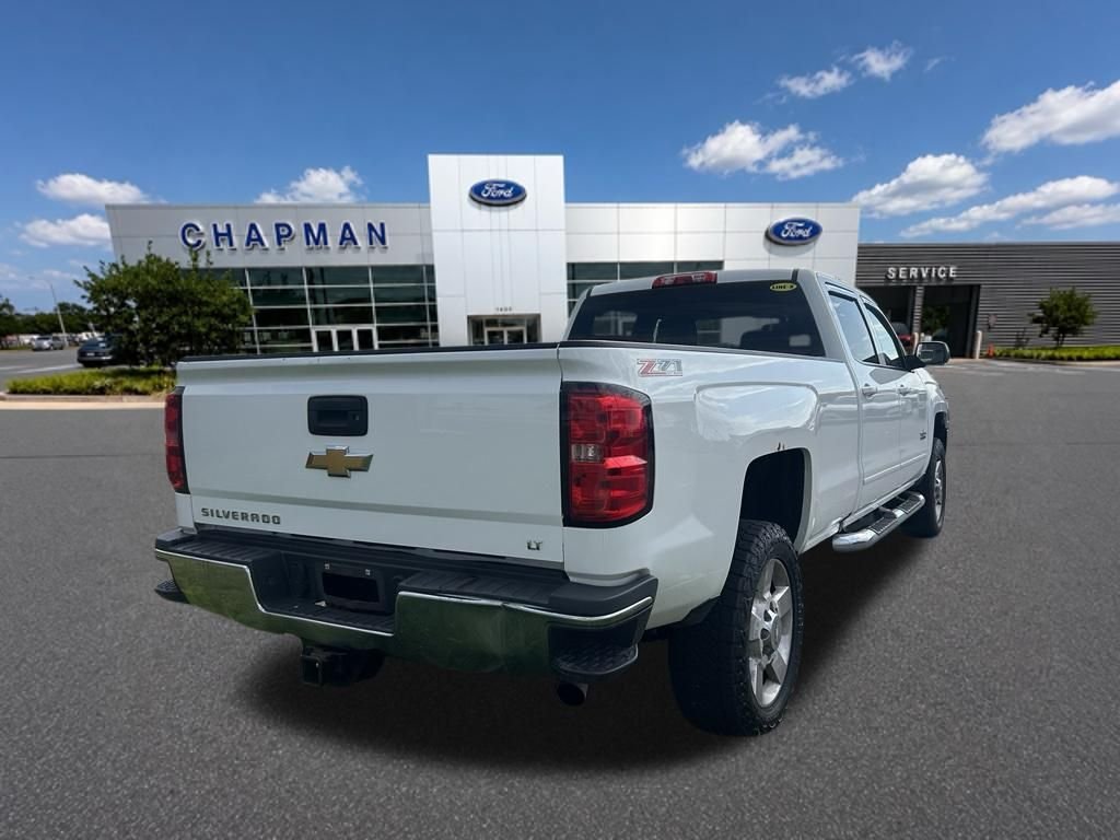 Used 2016 Summit White Chevrolet LT image 6