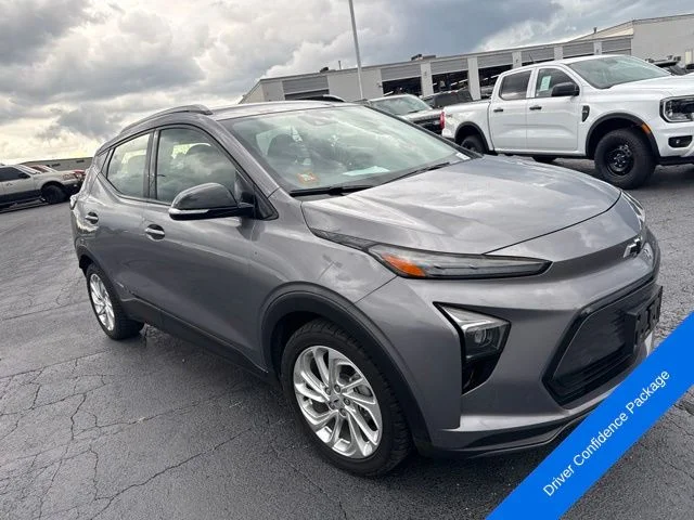 Used 2023 Gray Ghost Metallic Chevrolet LT image 3