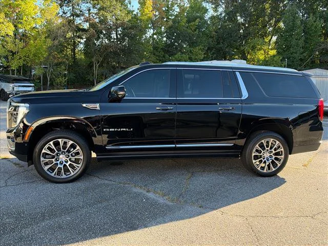 2026 GMC Yukon XL Denali - Photo 7