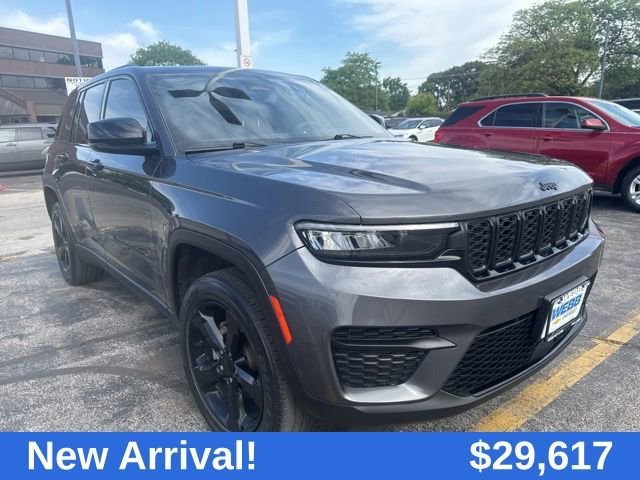 2023 Jeep Grand Cherokee Altitude 4x4's photo