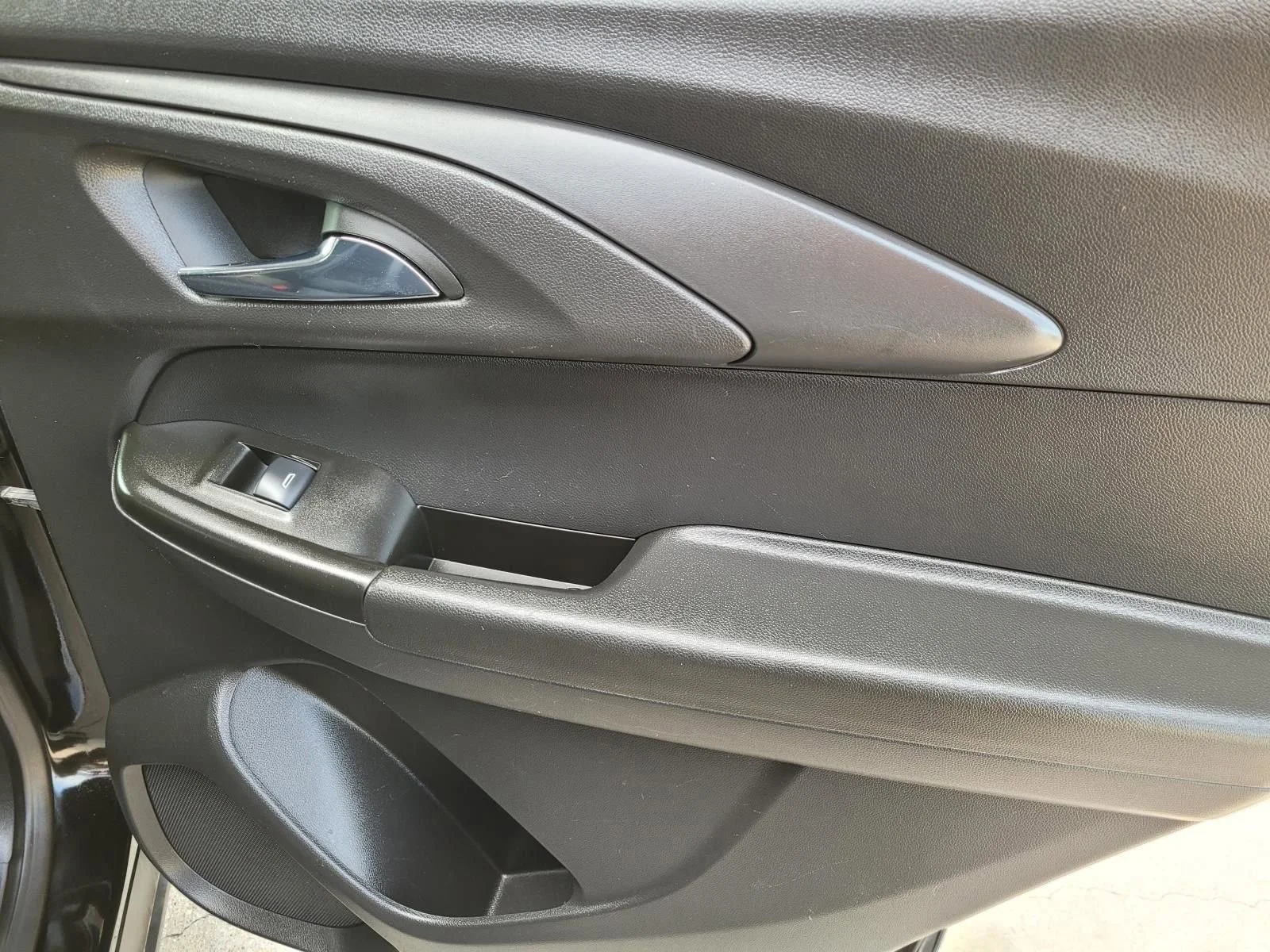 Used 2023 Mosaic Black Metallic Chevrolet LT image 12