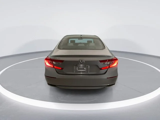 Used 2018  Honda LX image 5