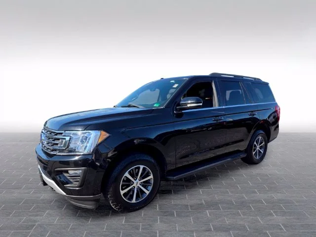 Used 2018 Black Ford XLT image 3