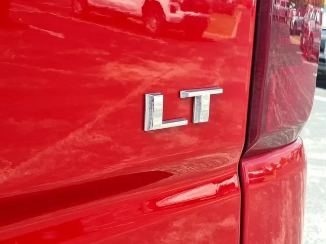 Used 2025 Red Hot Chevrolet LT image 21