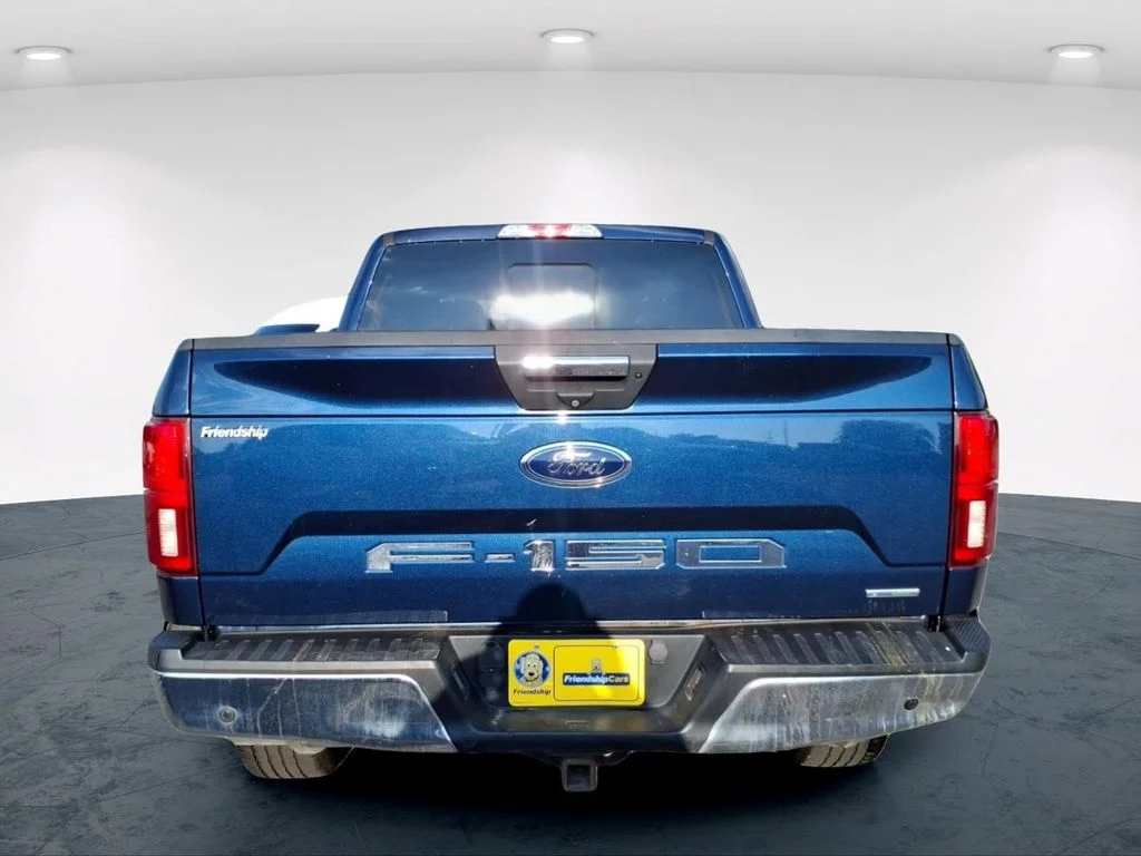 Used 2018 Blue Ford XLT image 7