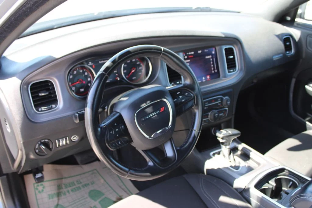 Used 2023 Gray Dodge SXT image 30