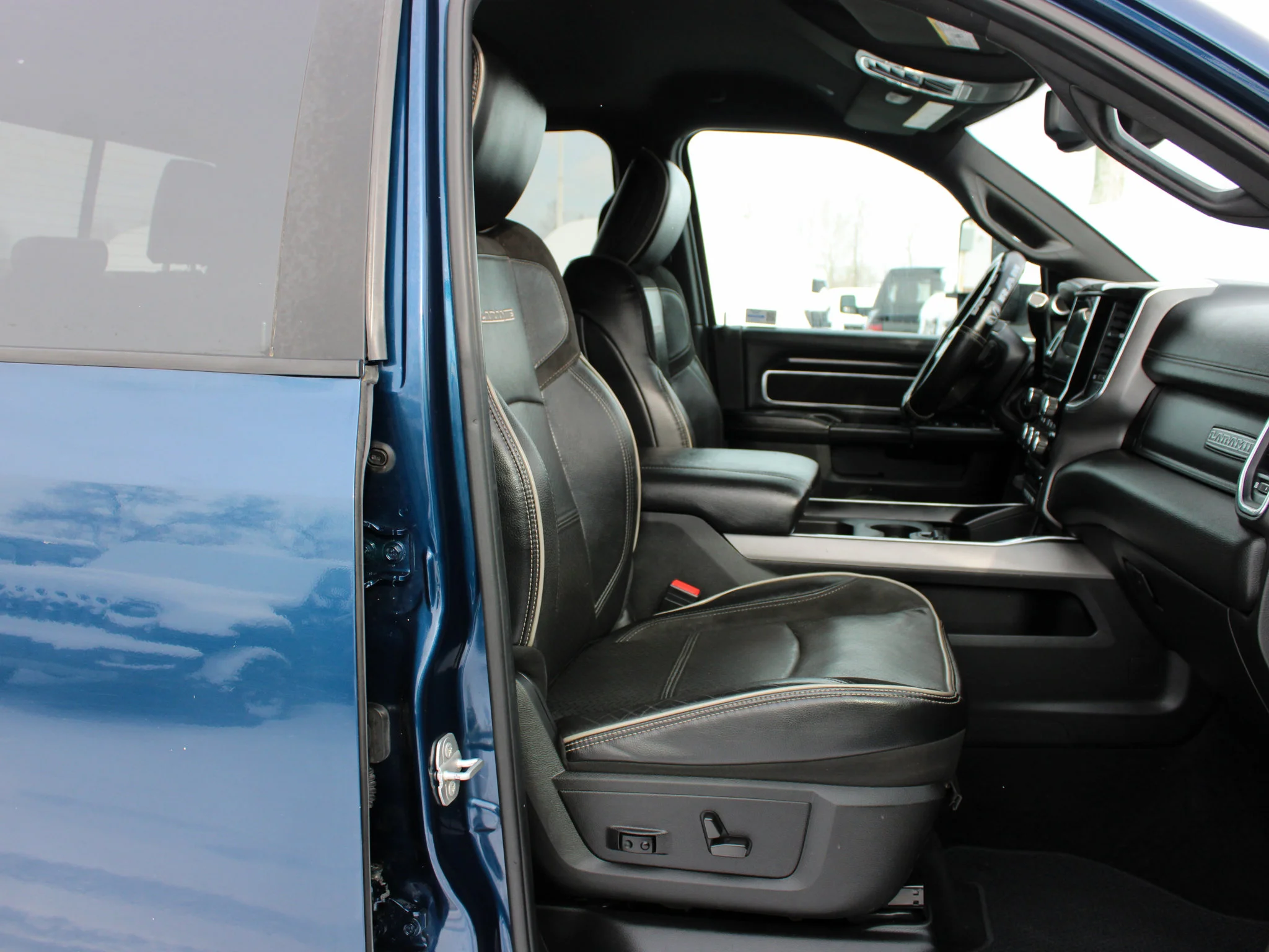 Used 2021 Blue RAM Laramie * Night Edition | Cummins Diesel | Rear Air Suspension | Harman/Kardon | Apple CarPlay image 20