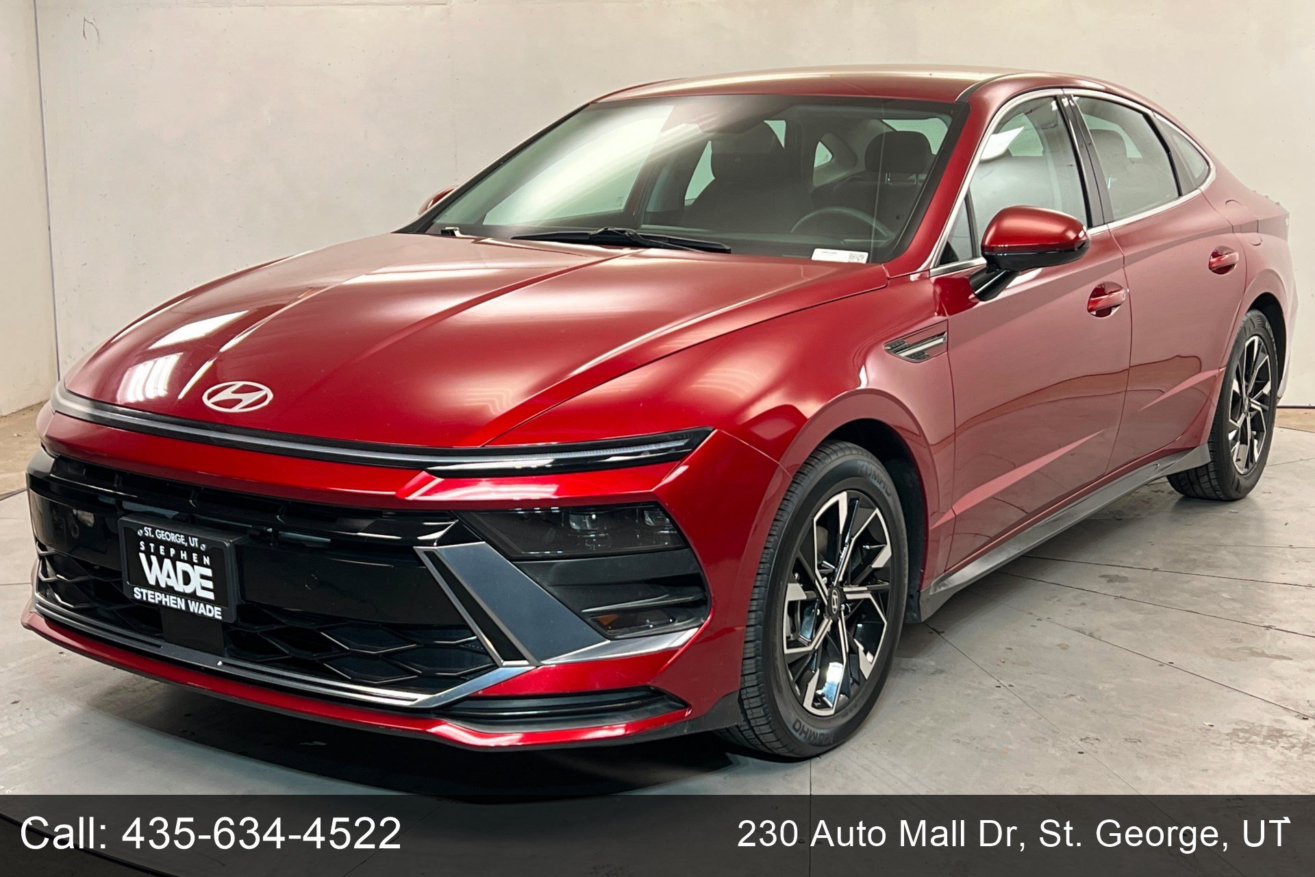 Used 2024 Ultimate red Hyundai SEL image 1