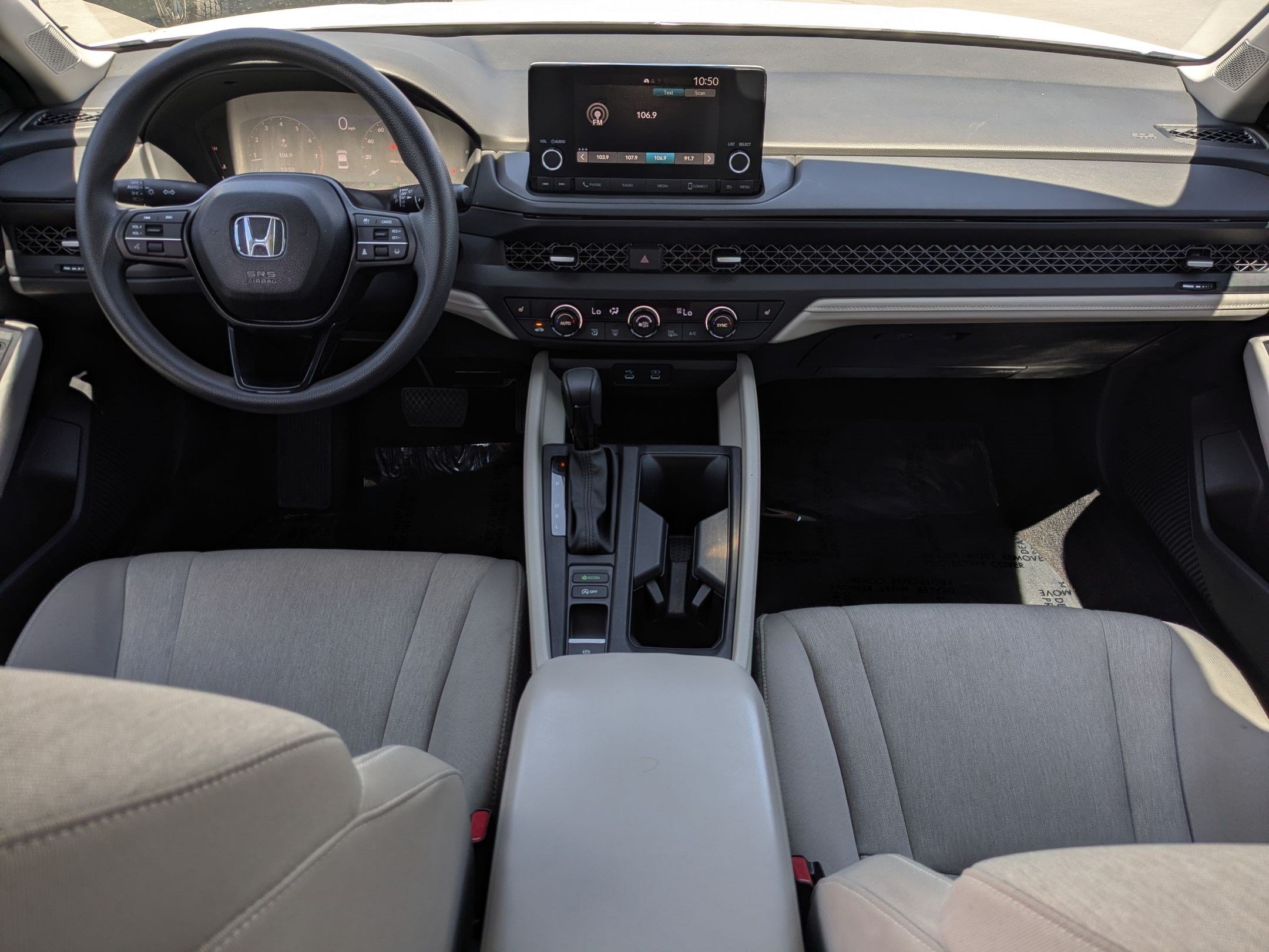 Ken Garff Cert 2025 White Honda SE image 30