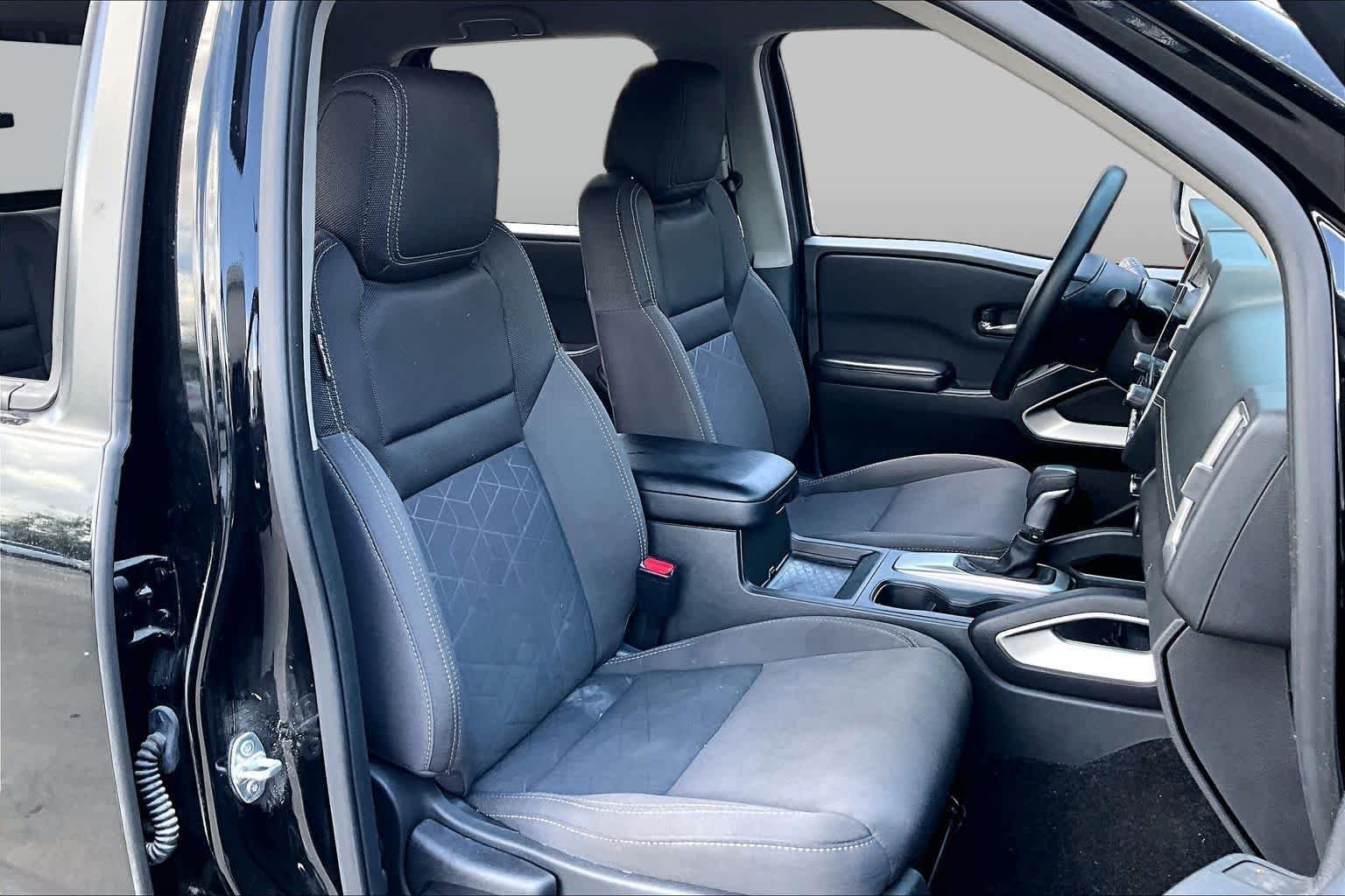 Used 2025 Super Black Nissan SV image 9