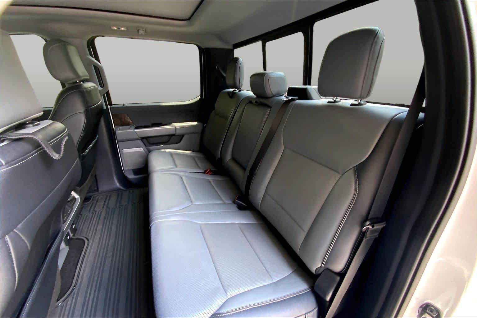 Used 2022 Star White Ford LARIAT image 21