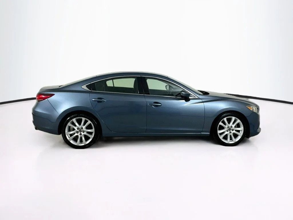 Used 2015 Blue Mazda i Touring image 8