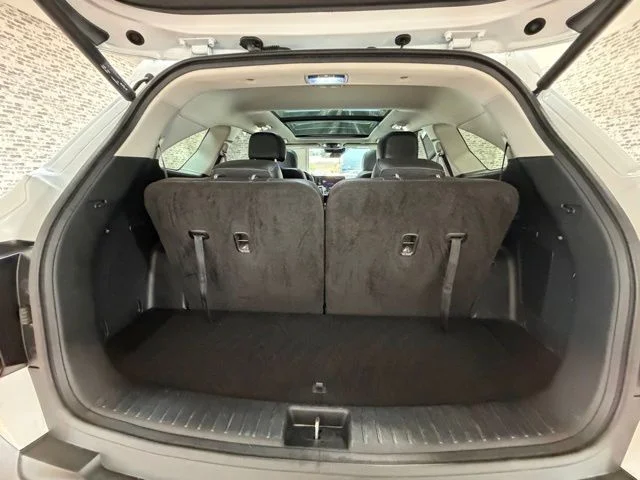 Used 2022 White Kia X-Line EX image 12