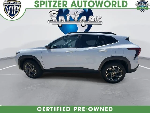 Used 2024 White Chevrolet LT image 6