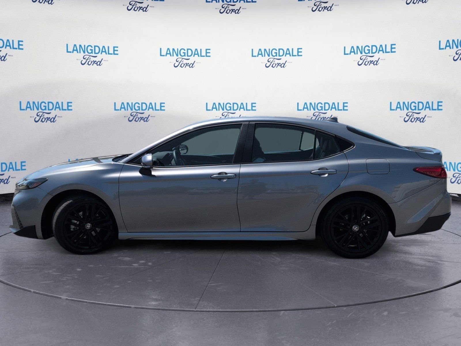 Used 2026 Metal Toyota SE image 10