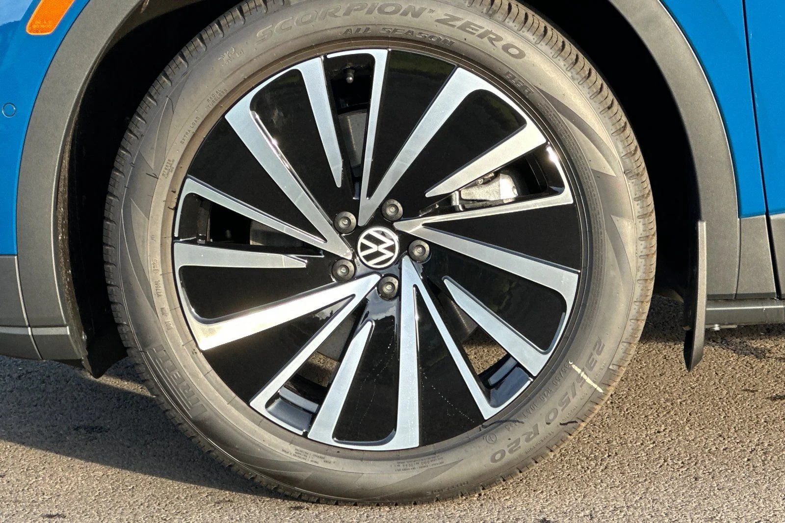 2025 Volkswagen ID.4 PRO - Photo 24