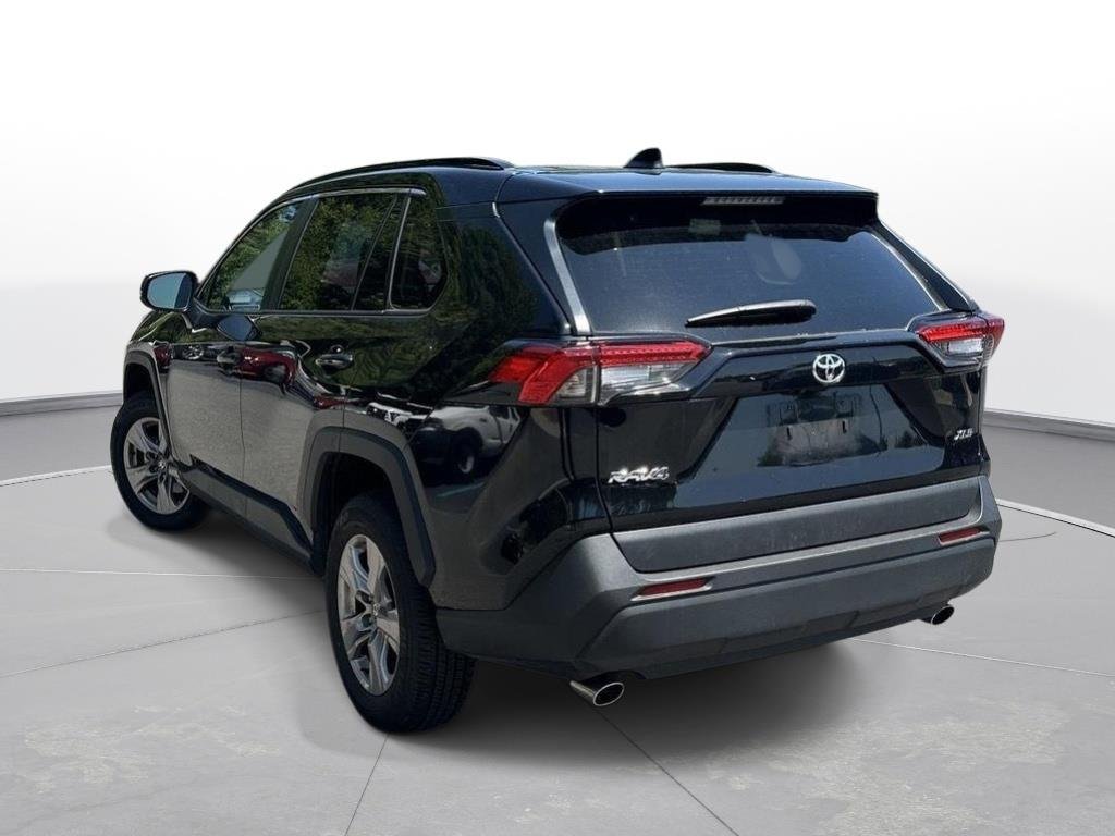 Used 2025 Midnight Black Metallic Toyota XLE image 8